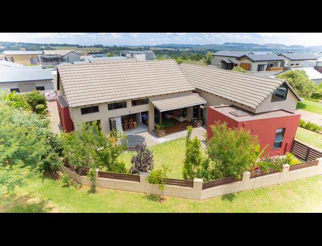 3 BEDROOM HOUSE FOR SALE IN COPPERLEAF ESTATE